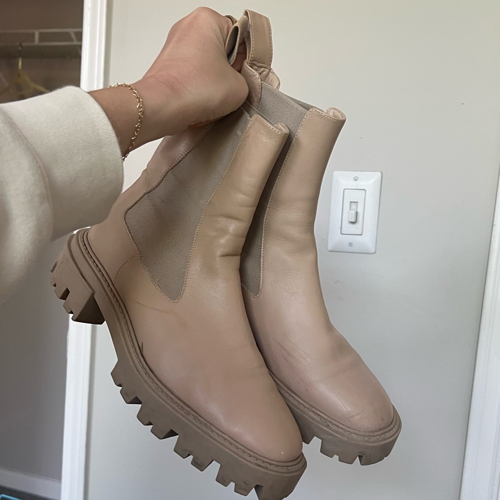 Zara Tan lug sole boots